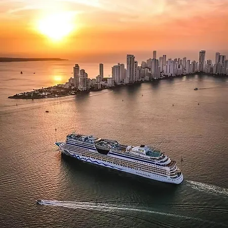 Close To Historic And * Cartagena